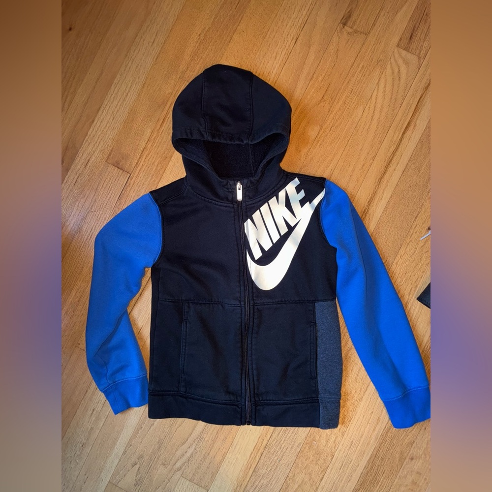 Nike Kids Hoodie in Black and Blue